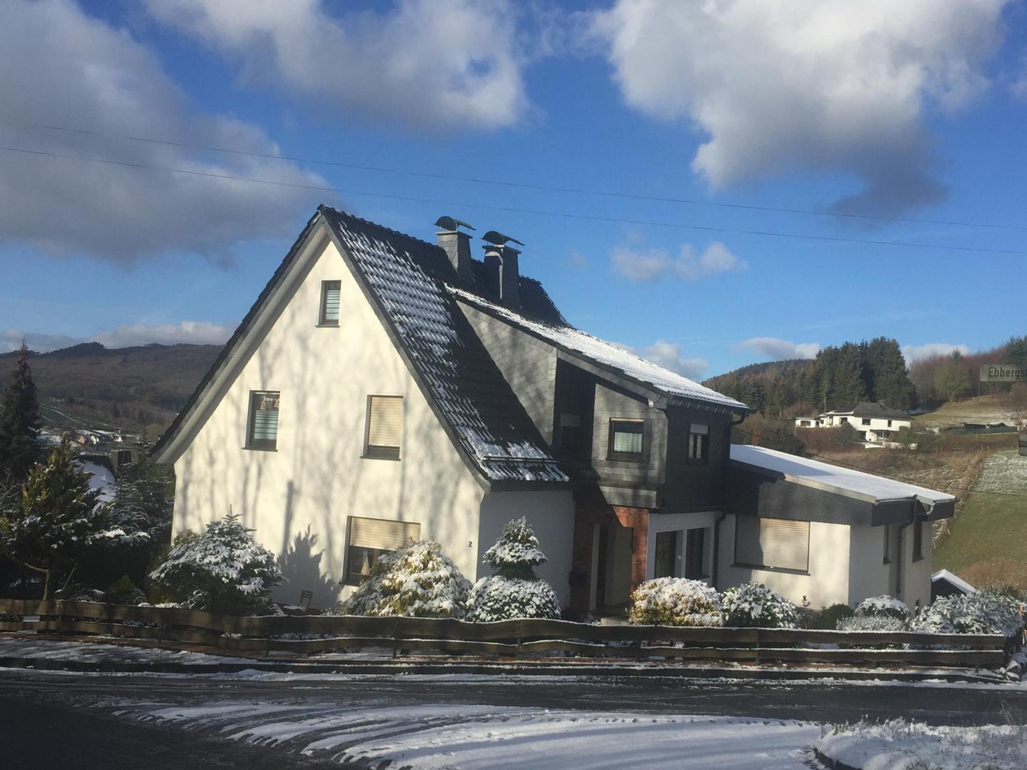 Ferienhaus, 83Qm, 2 Schlafzimmer Sundern Buitenkant foto